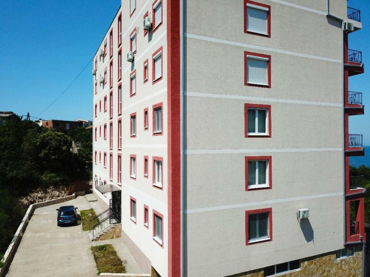 Apartment Olive Utjeha Exterior foto